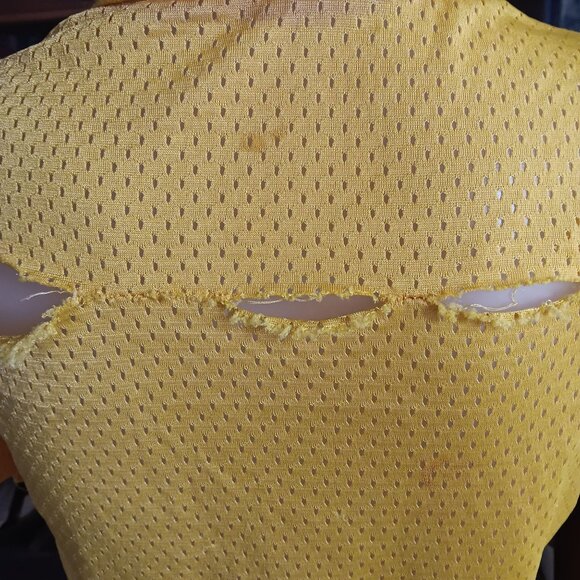 Vintage Women's T-shirt Medium Single Stitch 70's Mesh Football Jersey Distress - Picture 6 of 7